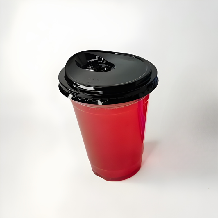 خرید آنلاین لیوان شیک یکبار مصرف ۴۰۰ سی سی با درب تخت مشکی نی خور (صنایع خوزستان) (کارتن ۱۰۰۰تایی)